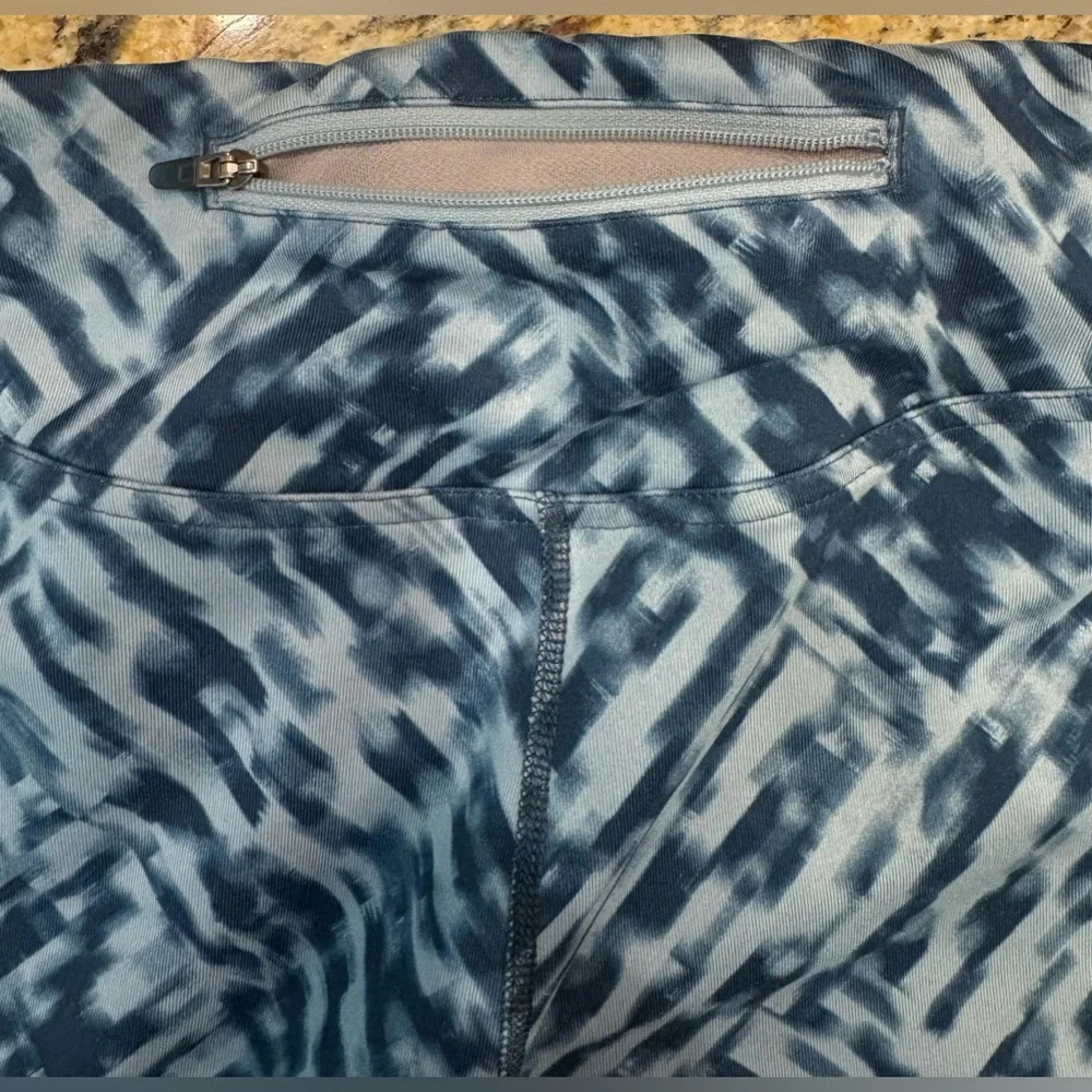 The North Face Motivation Printed Leggings Cropped Blue Women’s Size L - Picture 6 of 10